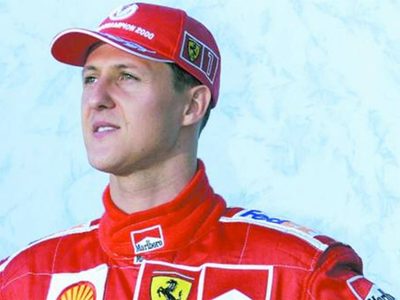 Michael Schumacher da otro paso en la lucha por su vida
