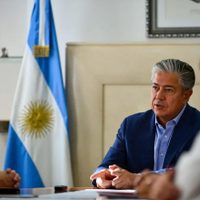 El gobierno firmó el contrato para la construcción del edificio de la EPET 24 de Rincón de los Sauces