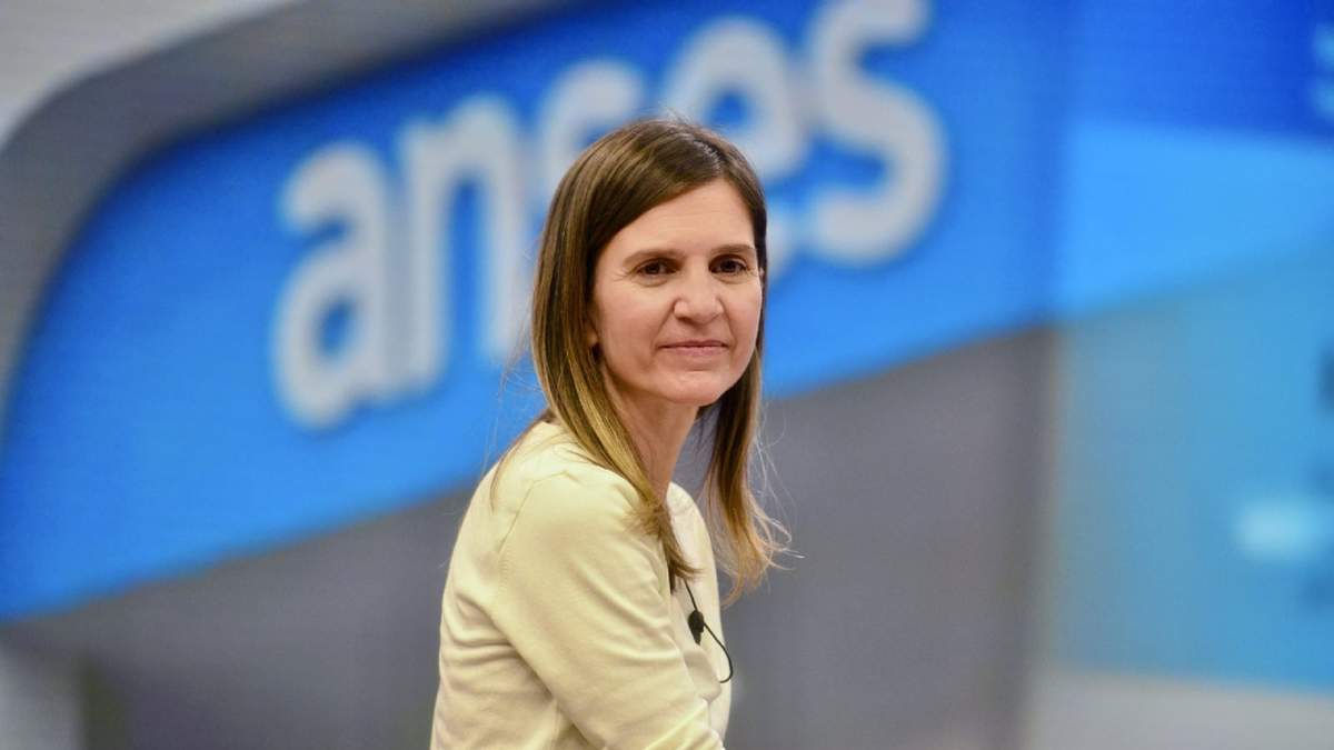Fernanda Raverta, titular de ANSES. Fuente: (Twitter)
