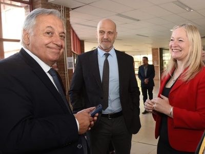 Citan a declarar a ciudadanos que critican a Casado