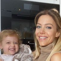 "Con mucho glamour": Emma, la hija de Evangelina Anderson, derrochó belleza en las redes