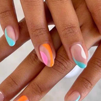 Nail Art: con sombras de ojos y sin gastar fortuna en una manicura, creá este diseño de uñas totalmente glamuroso
