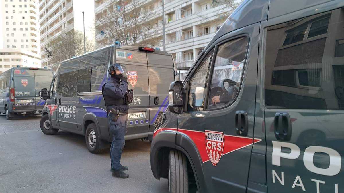 Policías de Francia