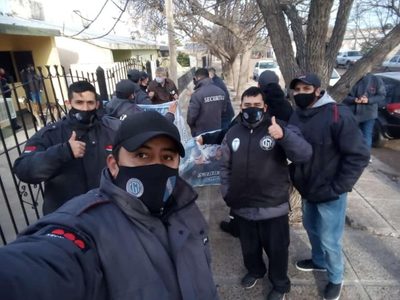 Denuncian despidos masivos de vigiladores por no tener el secundario completo