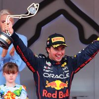 "Checo" Pérez se lleva el Gran Premio de Mónaco