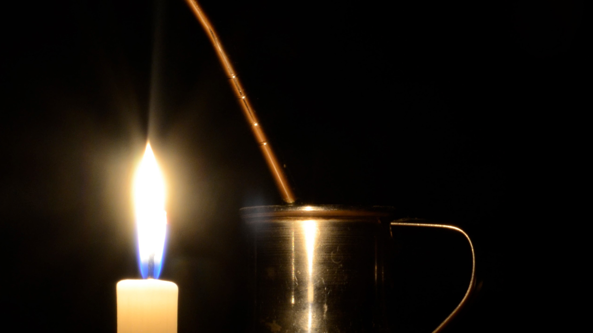 Madrugada sin luz en Neuquén. 
Foto: Canva