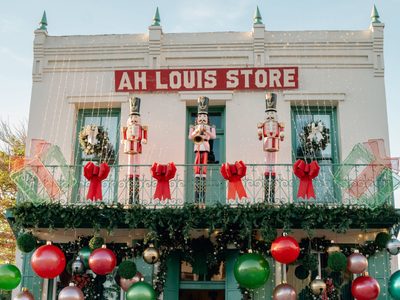Los aranceles de EU afectan de forma desigual a los precios y compras navideñas