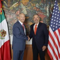 Antes que con Sheinbaum, el nuevo embajador de EU se reúne con Juan Ramón de la Fuente
