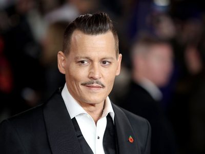 ¡Nadie se lo esperaba! Johnny Depp se mete en la piel de un famoso villano. ¿Se viene película?