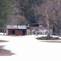 Río Negro: piden custodia Federal para el predio incendiado en Villa Mascardi