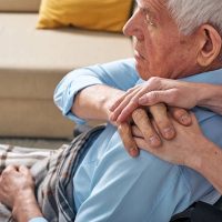 Estudio evidencia que el Parkinson afecta de forma diferente a hombres y mujeres