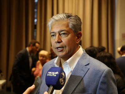 El gobierno anunció un plan de asfalto que incluye a localidades de toda la provincia