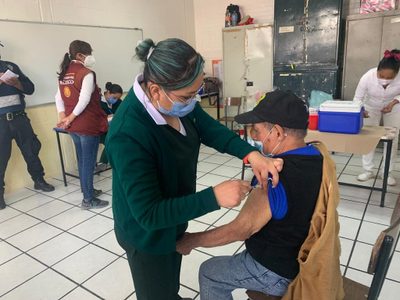 En estas alcaldías de la CDMX vacunarán a personas de 50 a 59 años a partir del lunes