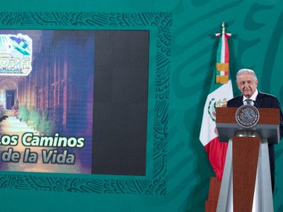 Con "Los caminos de la vida" AMLO dice que, ante la pandemia, hay que "correr ciertos riesgos"