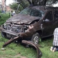Camioneta arrolla a nueve estudiantes en Jalisco; mueren dos