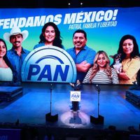 Lorenzo Córdova y Enrique Krauze dedican mensaje de apoyo al PAN en su relanzamiento