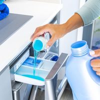 Hacé rendir tu economía y hacé tu propio jabón para el lavarropas con 3 ingredientes muy baratos