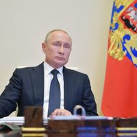 Merkel y Putin se felicitan por los 75 años de "la liberación de Europa y del mundo del nazismo"
