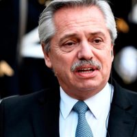 8M: Fernández se comprometió a que "todas, todos y todes tengamos las mismas oportunidades"