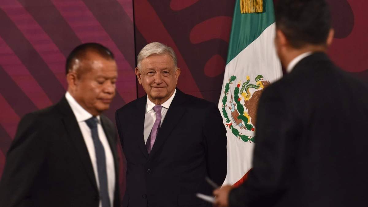 AMLO defiende el peso mexicano en la mañanera
