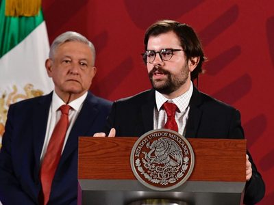 ¿Quién es Alejandro Ernesto Svarch, nuevo director del IMSS-Bienestar?