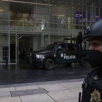 Cateos en Call Centers con prácticas de “Monta deudas” dejan 27 detenidos y 300 celulares asegurados