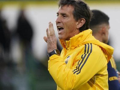 Con la vuelta de Cavani y una baja de peso: los convocados de Boca para el choque contra Newell’s