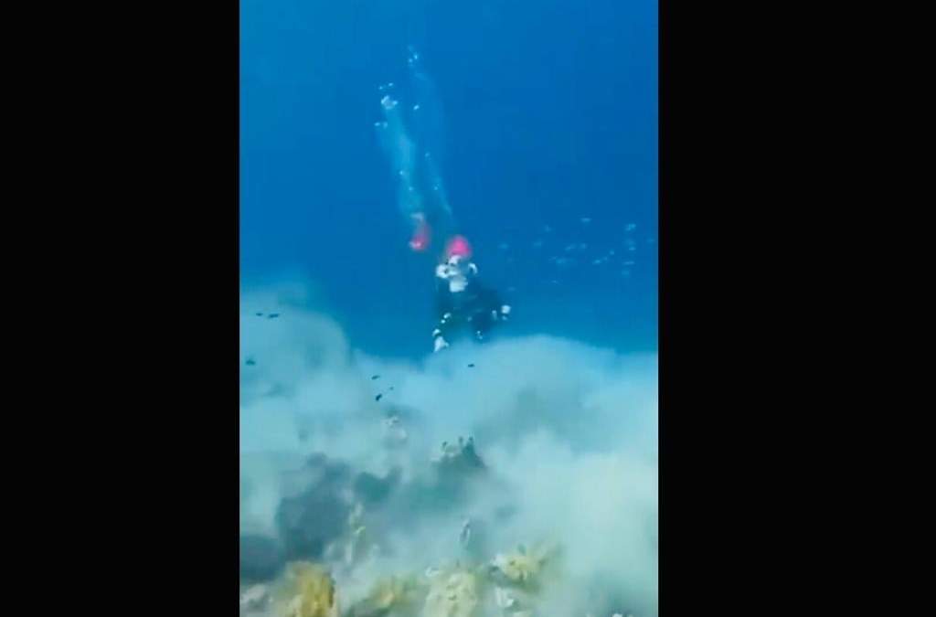 Terremoto de 7.1 captado por buzos en Indonesia