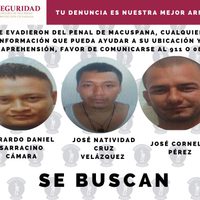 Dos secuestradores y un ladrón de vehículos se fugan de la cárcel de Macuspana