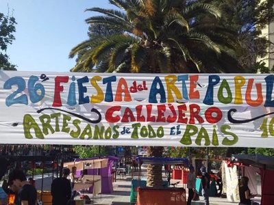 A raíz de las lluvias, extenderán una semana más la Feria de Artesanos