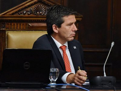 Banca secuestrada: denuncian a Andrés Lombardi por abuso de autoridad