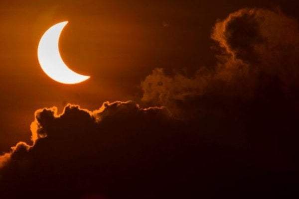 Eclipse solar. Fuente: (Twitter)