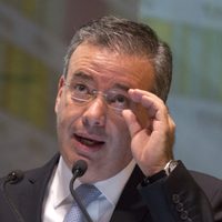 Banxico exige medidas que propicien un ambiente de confianza y certidumbre para la inversión