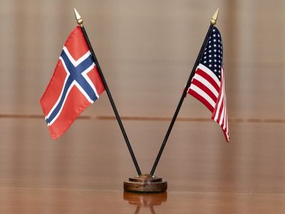 Acusan a exguardia de seguridad de la embajada de EU en Noruega de espiar para Rusia e Irán