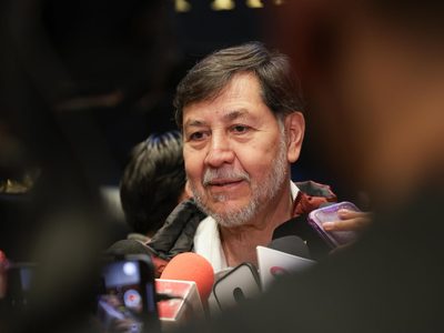 Fernández Noroña se despide de la presidencia del Senado