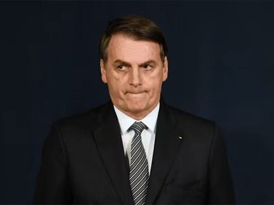 Jair Bolsonaro volvió a prisión tras una semana hospitalizado