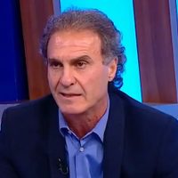 Oscar Ruggeri fue al hueso y atacó con dureza a un dirigente social: "¿Qué te metés con la gente?"