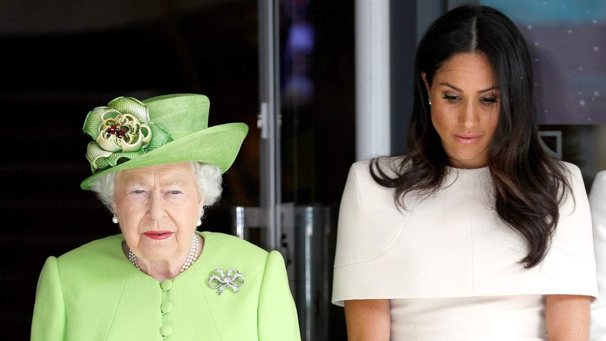 Meghan Markle y la reina Isabel II. Fuente: (Instagram)