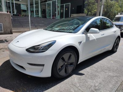 Ponen a la venta los Tesla que operaba Beat en México; esto cuestan