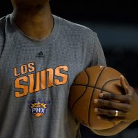 Roban equipo de filmación a los Phoenix Suns durante visita a México
