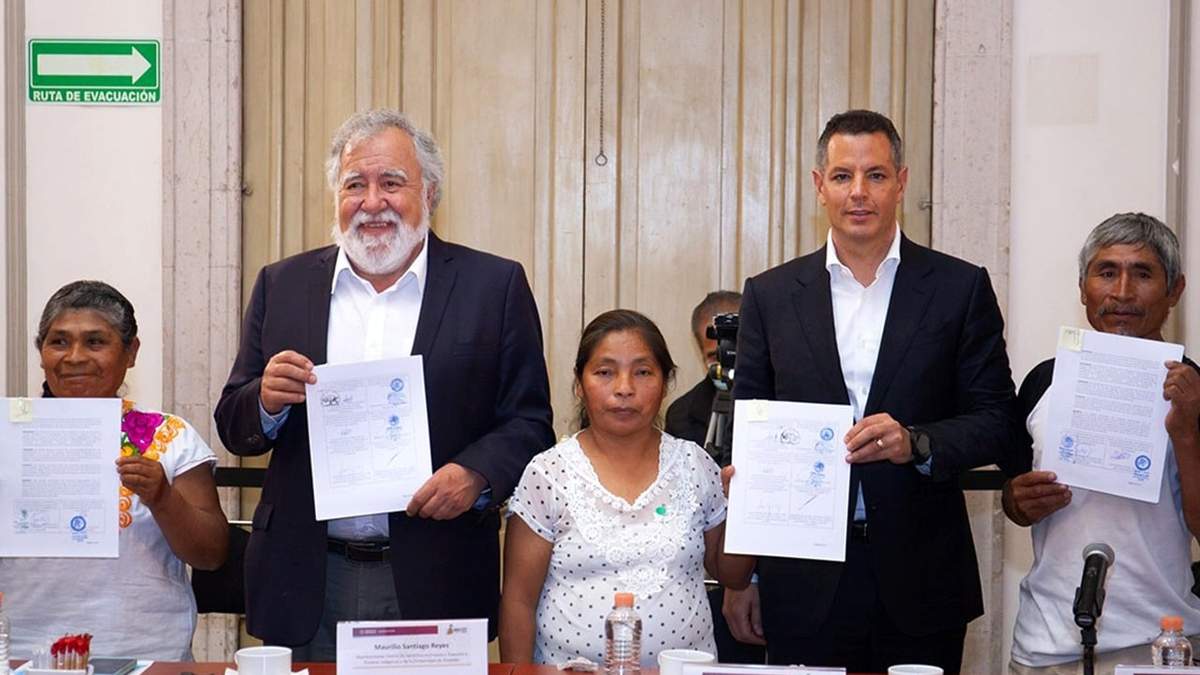 Firma del acuerdo de paz entre Zimatlán de Lázaro Cárdenas, Putla Villa de Guerrero y San Sebastián Nopalera, Santa Lucía Monteverde