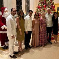 Enrique Peña Nieto se deja ver en hotel de Punta Cana acompañado de los Clinton y Piñera