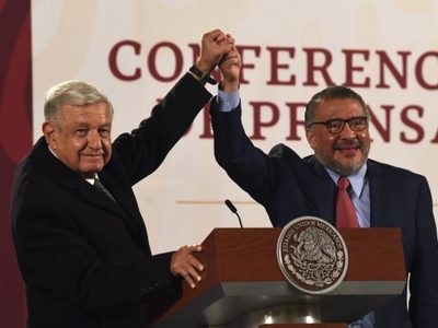 Horacio Duarte renuncia a Aduanas; se unirá a la campaña de Delfina Gómez