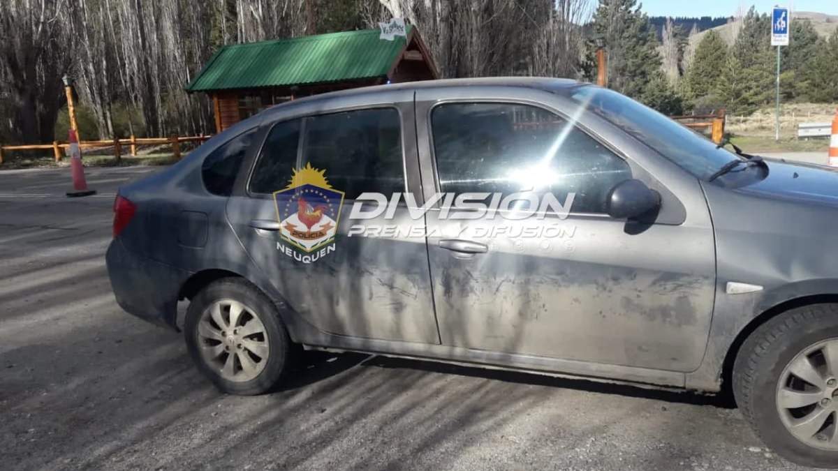 Auto robado por pareja zíngara. Fuente: (Policía de Neuquén)