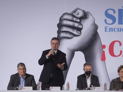 Ante el Grupo de Puebla, Ebrard se lanza contra el neoliberalismo, la corrupción y lo conservador