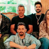 Tras el escandaloso cruce con la prensa, Ricky Montaner justificó la exposición de su familia