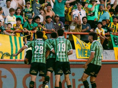 San Martín de San Juan también se fue al descenso y Aldosivi se salvó en partido "raro"