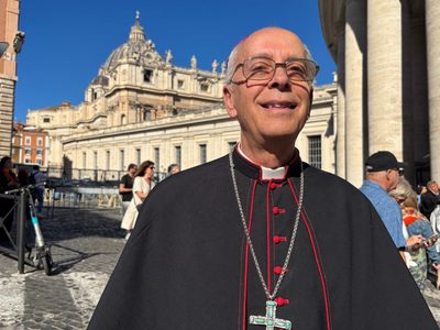 Obispo de El Paso, Texas lleva al Papa León XIV cartas de migrantes afectados por medidas en EU