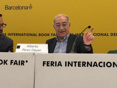 “¿Valió la pena cambiar su voto?”: increpan al ministro en retiro Pérez Dayán en la FIL (Video)