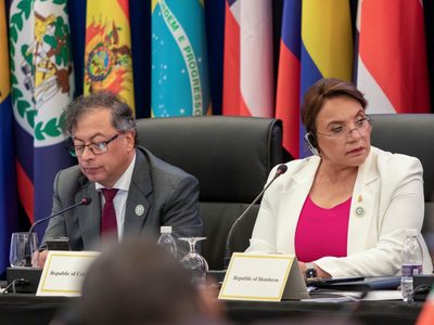 Presidente de Colombia suspende cese al fuego bilateral con disidencias de FARC tras ataque armado